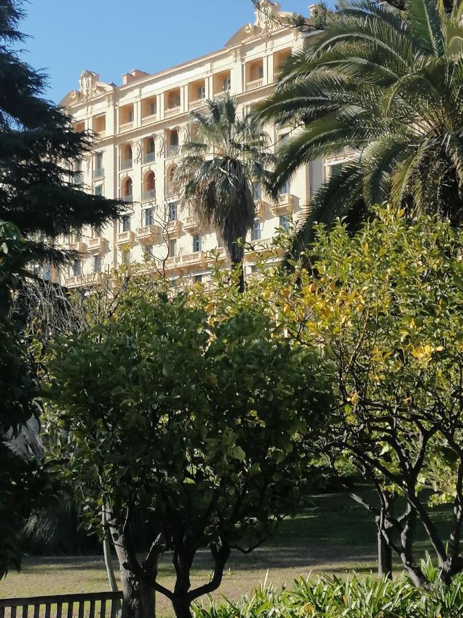 Imperial Palace Bord De Mer Menton Extérieur photo